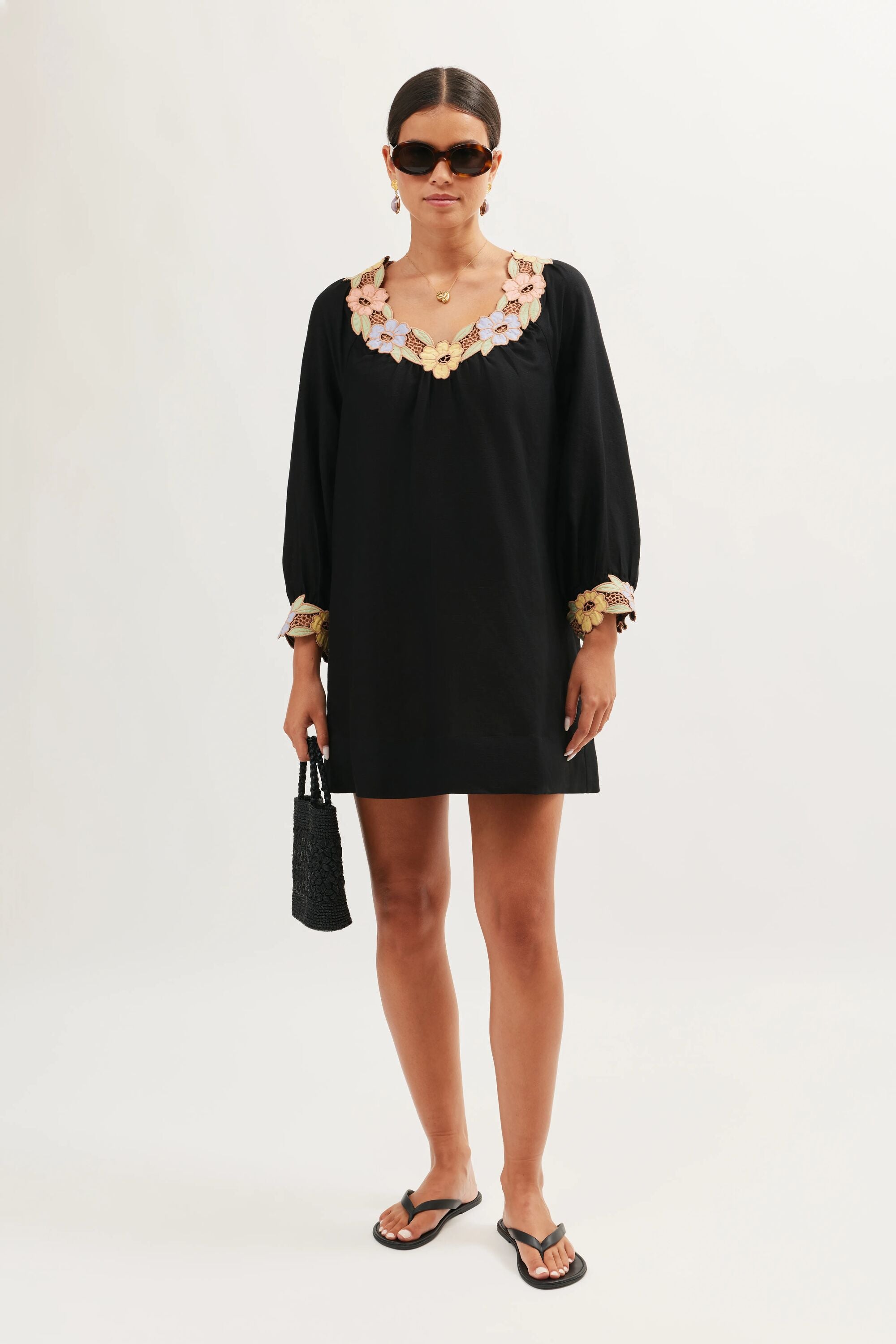 Lorienne  -  Calla Embroidery Black