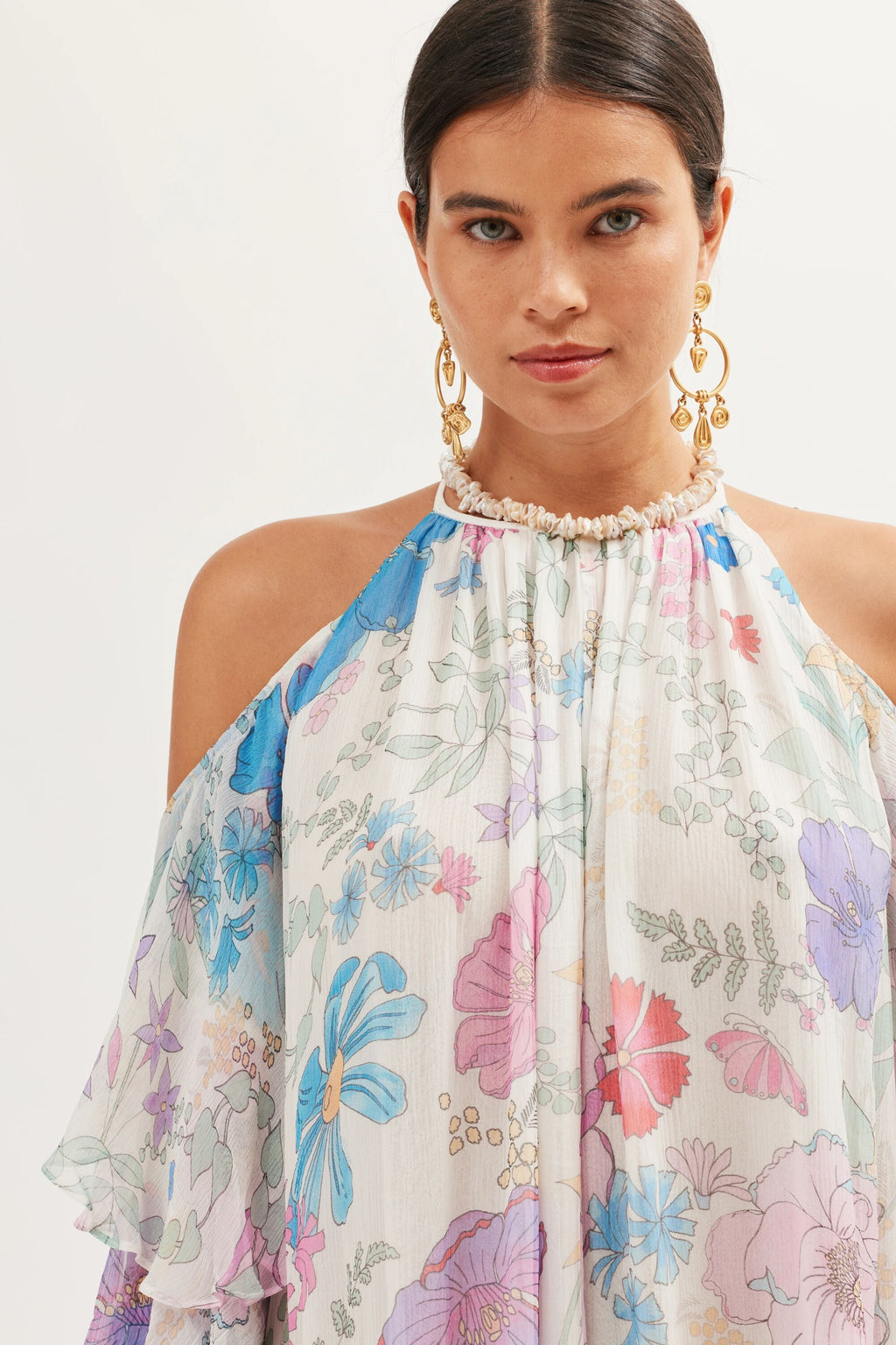 Niara  -  Bhatia Floral Cream