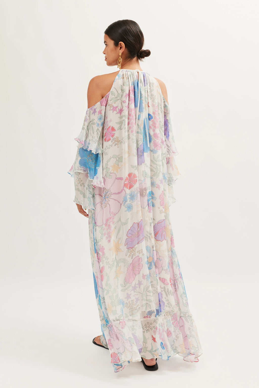 Niara  -  Bhatia Floral Cream