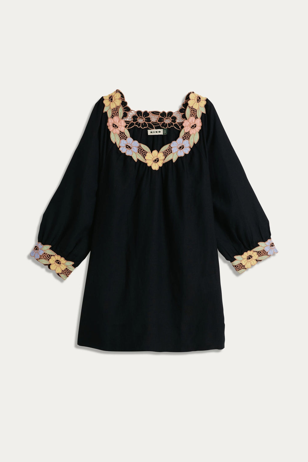 Lorienne  -  Calla Embroidery Black