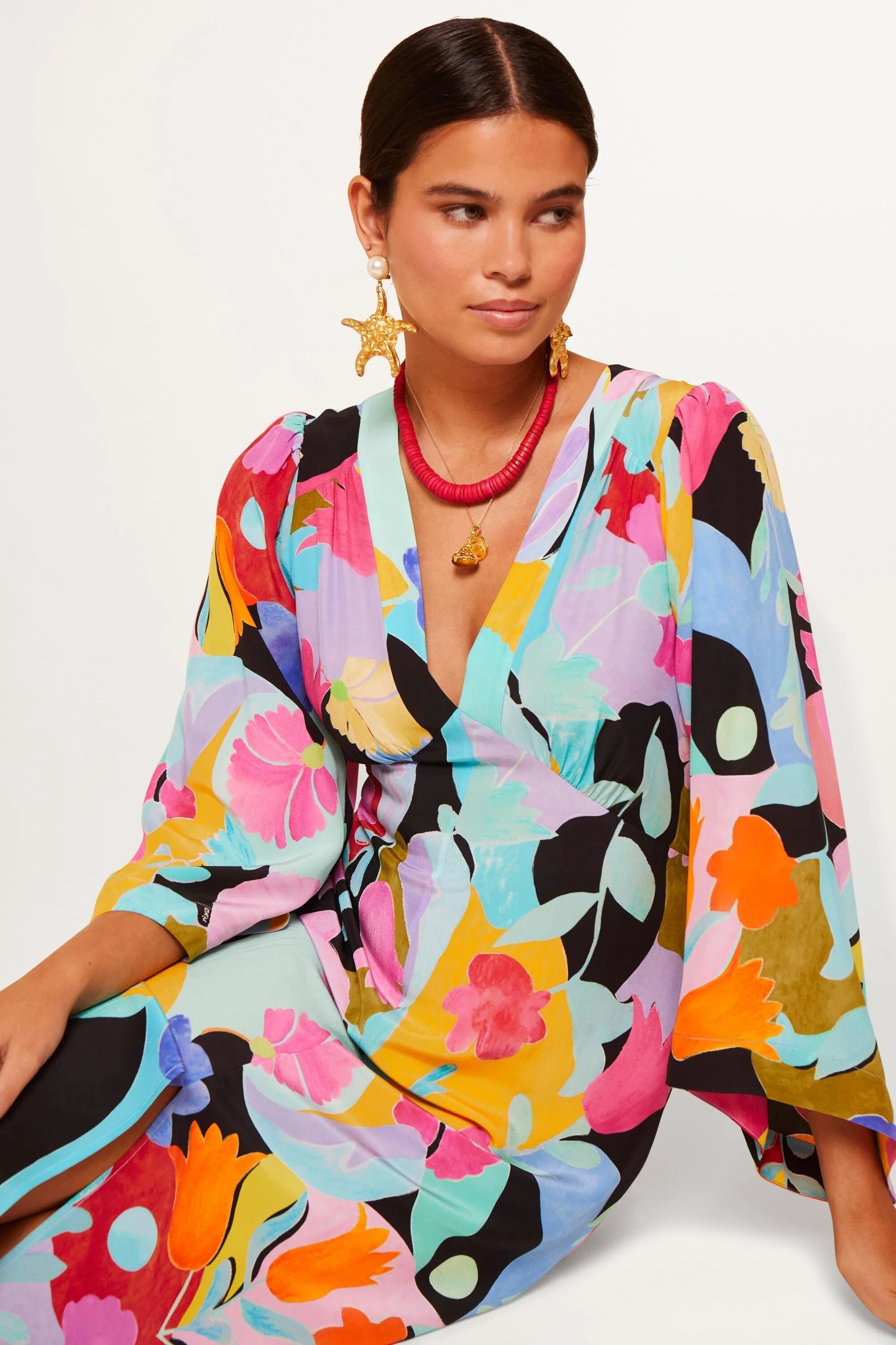 Dahlia - Abstract Tulip Black