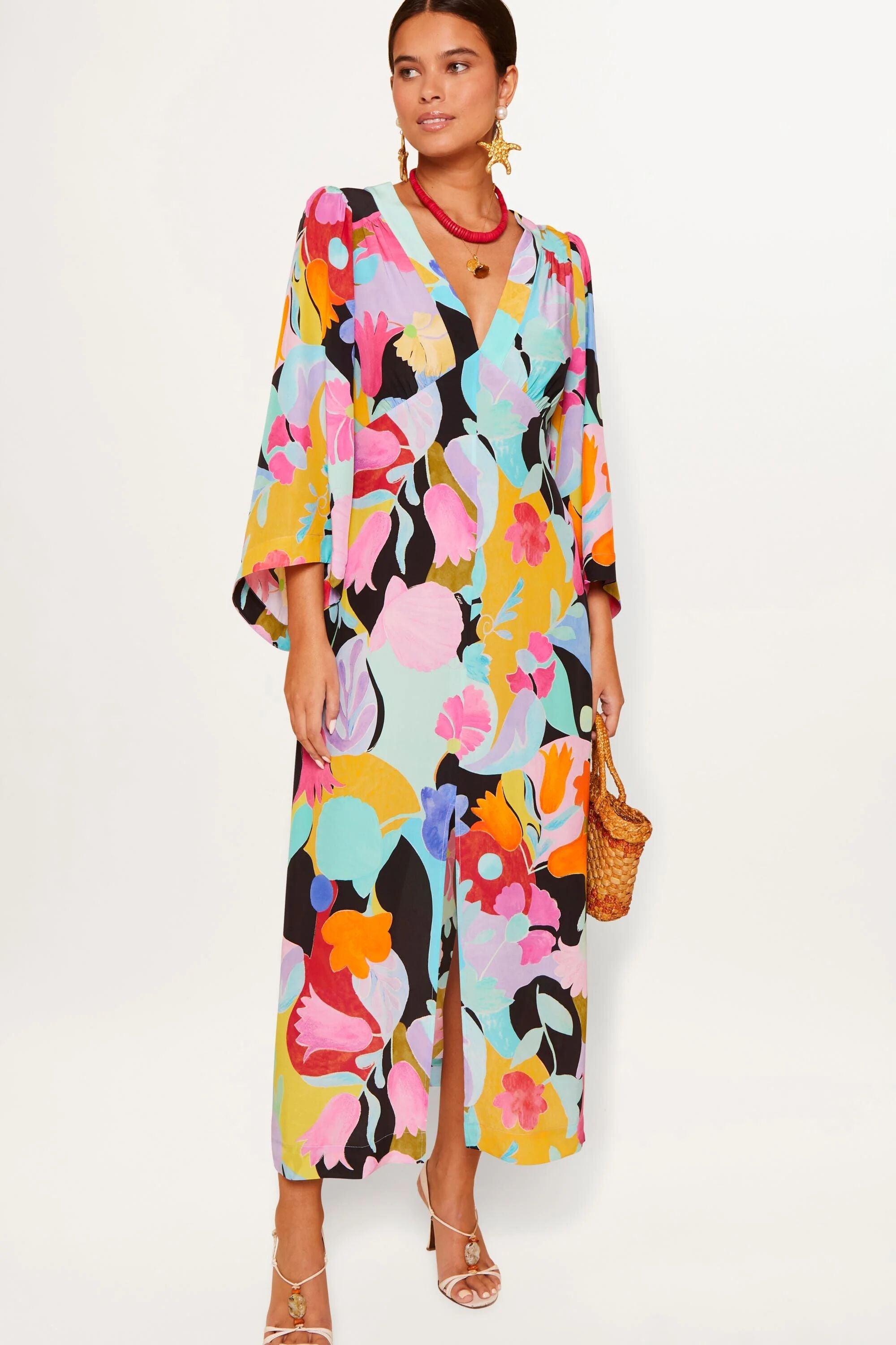 Dahlia - Abstract Tulip Black