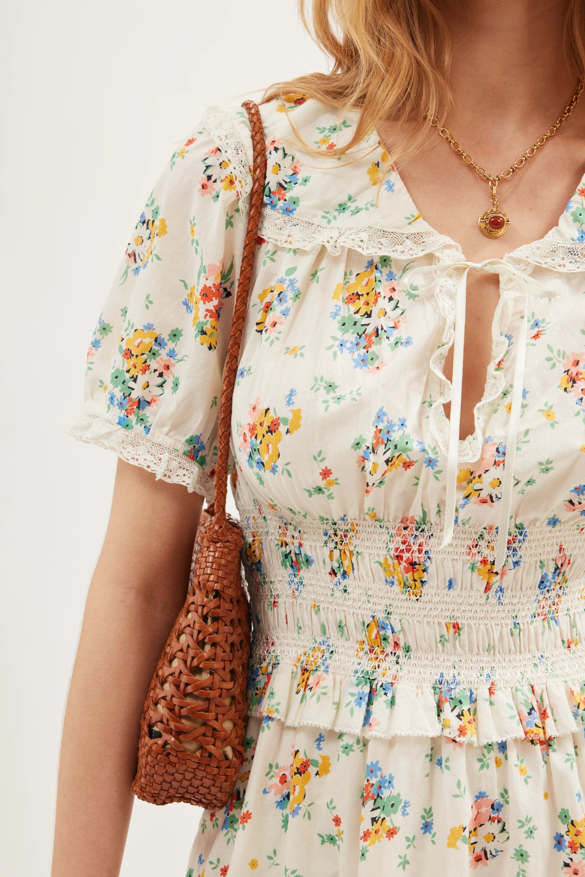 Aneska  -  Darcie Vintage Cream