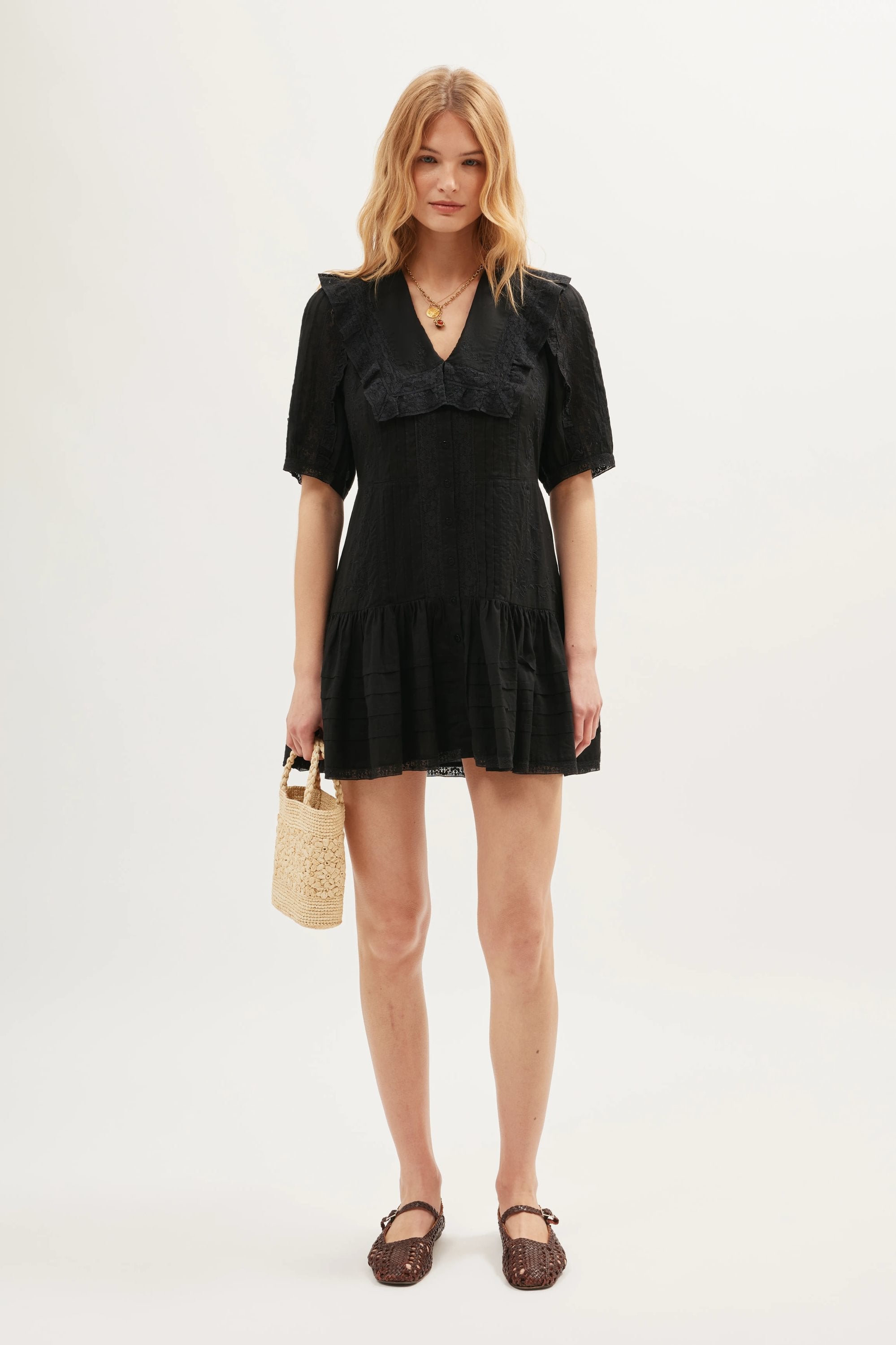 Dove  -  Pansy Embroidery Black