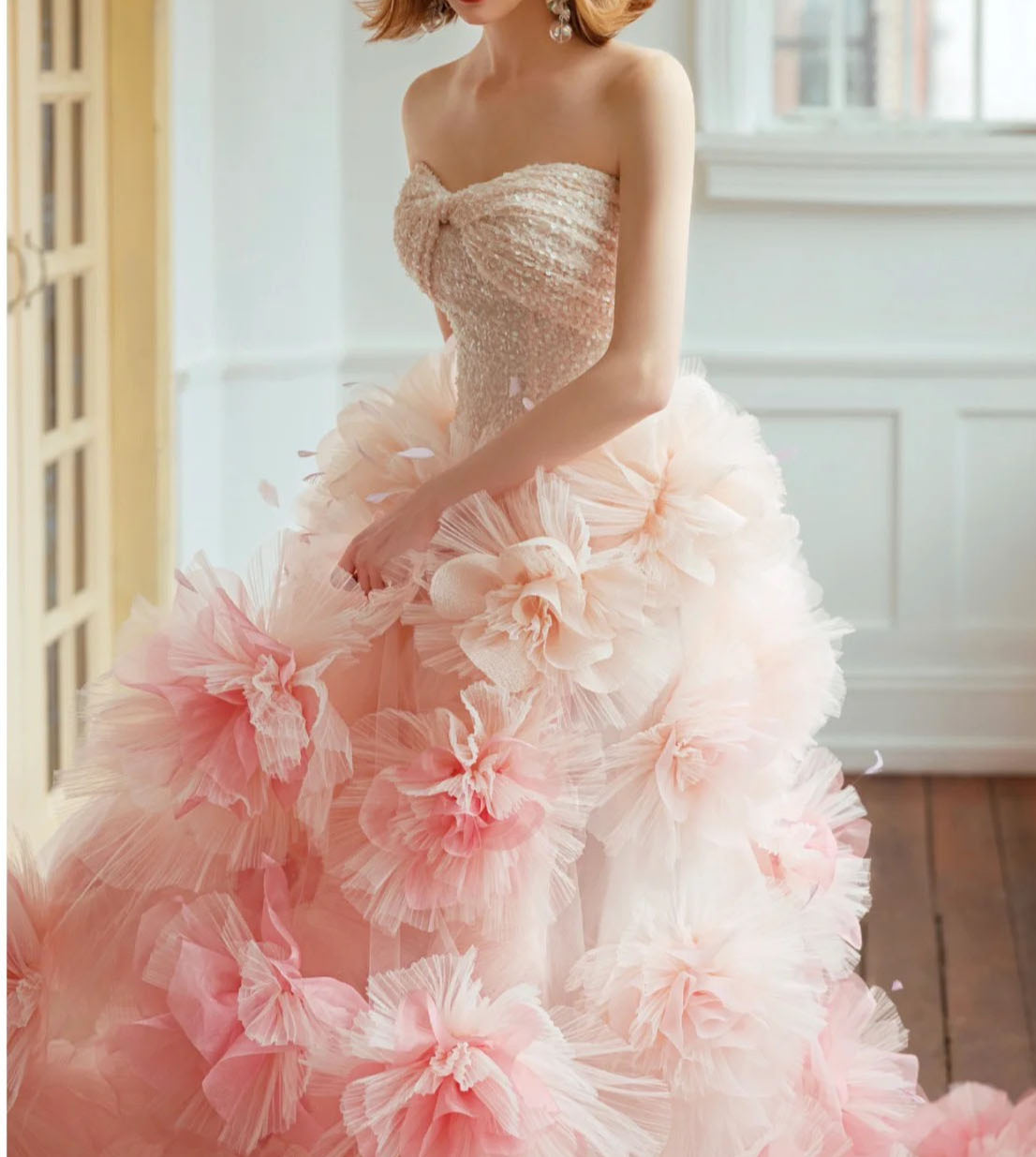 Stylish Big Handmade Flowers Colorful Puffy Bridal Wedding Dress Chic Photo Shooting Gown
