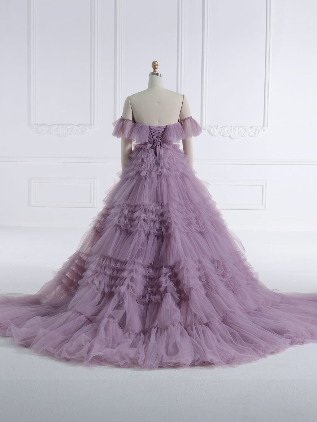 Elegant Off Shoulder Ruffles Colorful Wedding Dresses Tulle Dress for Photo Shoot YW231157