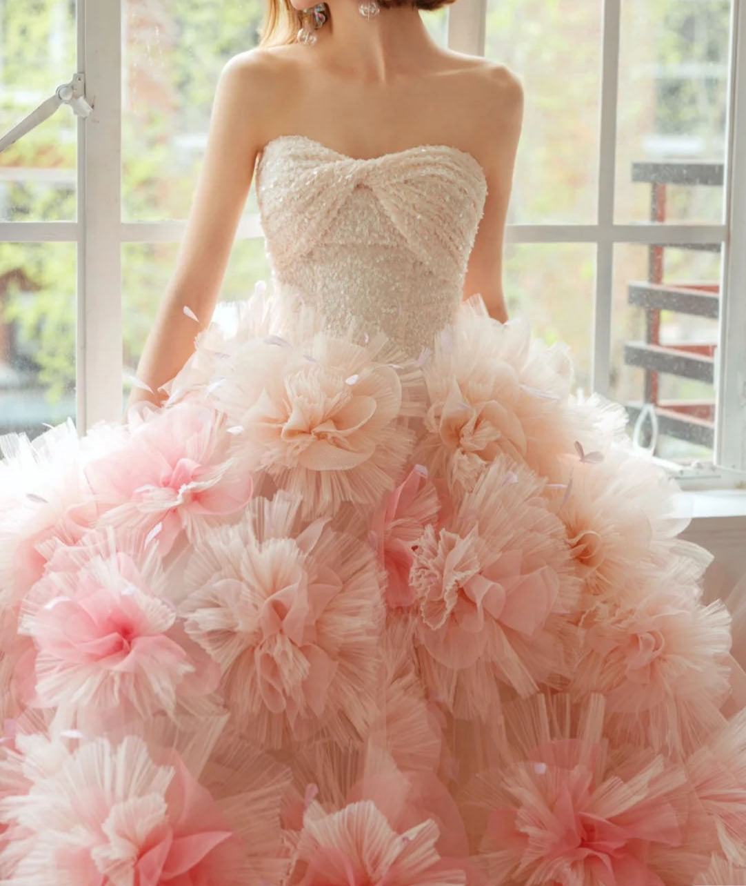Stylish Big Handmade Flowers Colorful Puffy Bridal Wedding Dress Chic Photo Shooting Gown