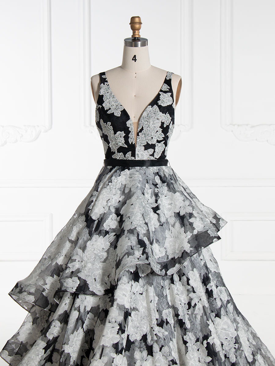 Princess V-Neck Floor-Length Black Printed Layered Prom Dresses YE3001