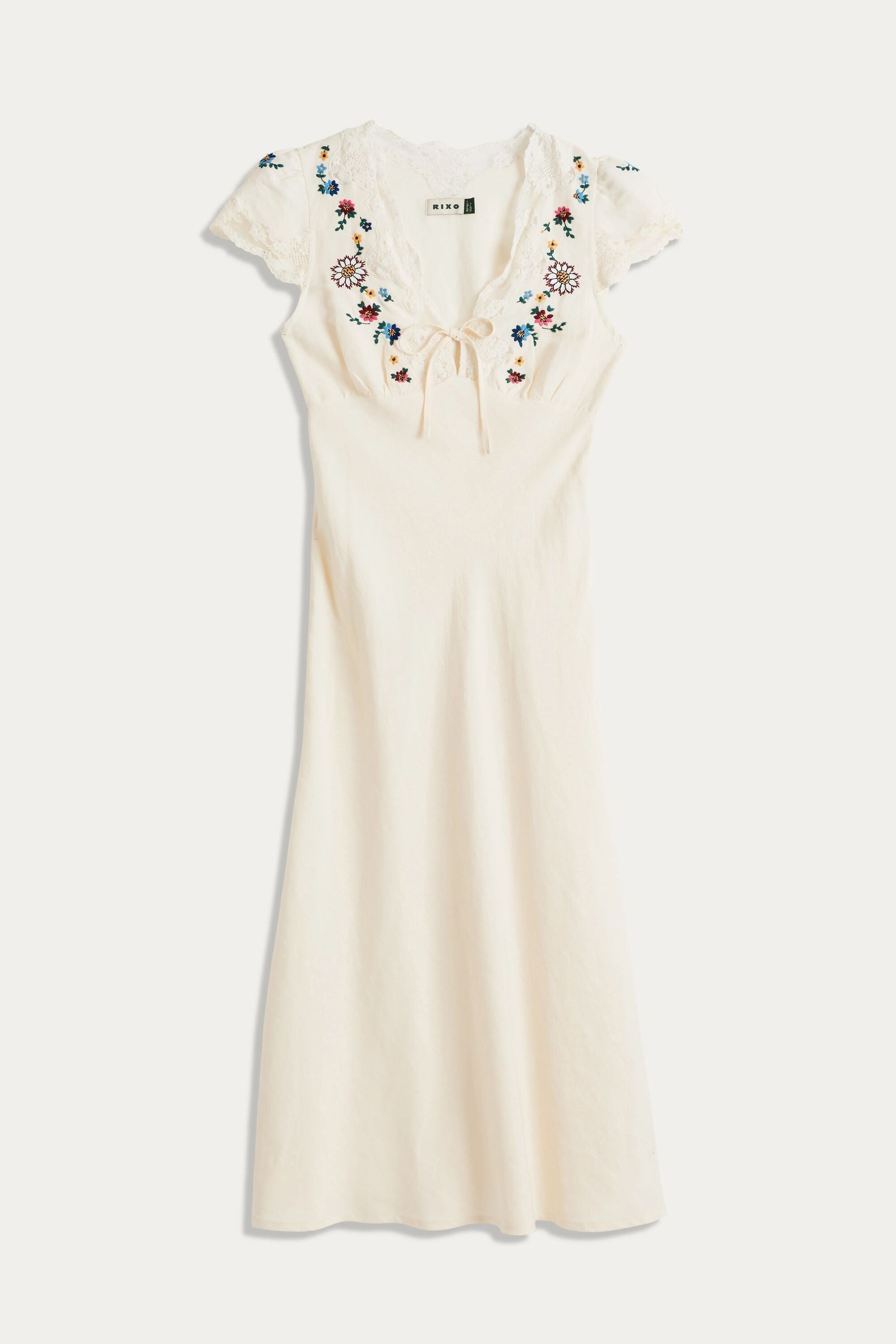 Amari  -  Daisy Sun Embroidery Cream