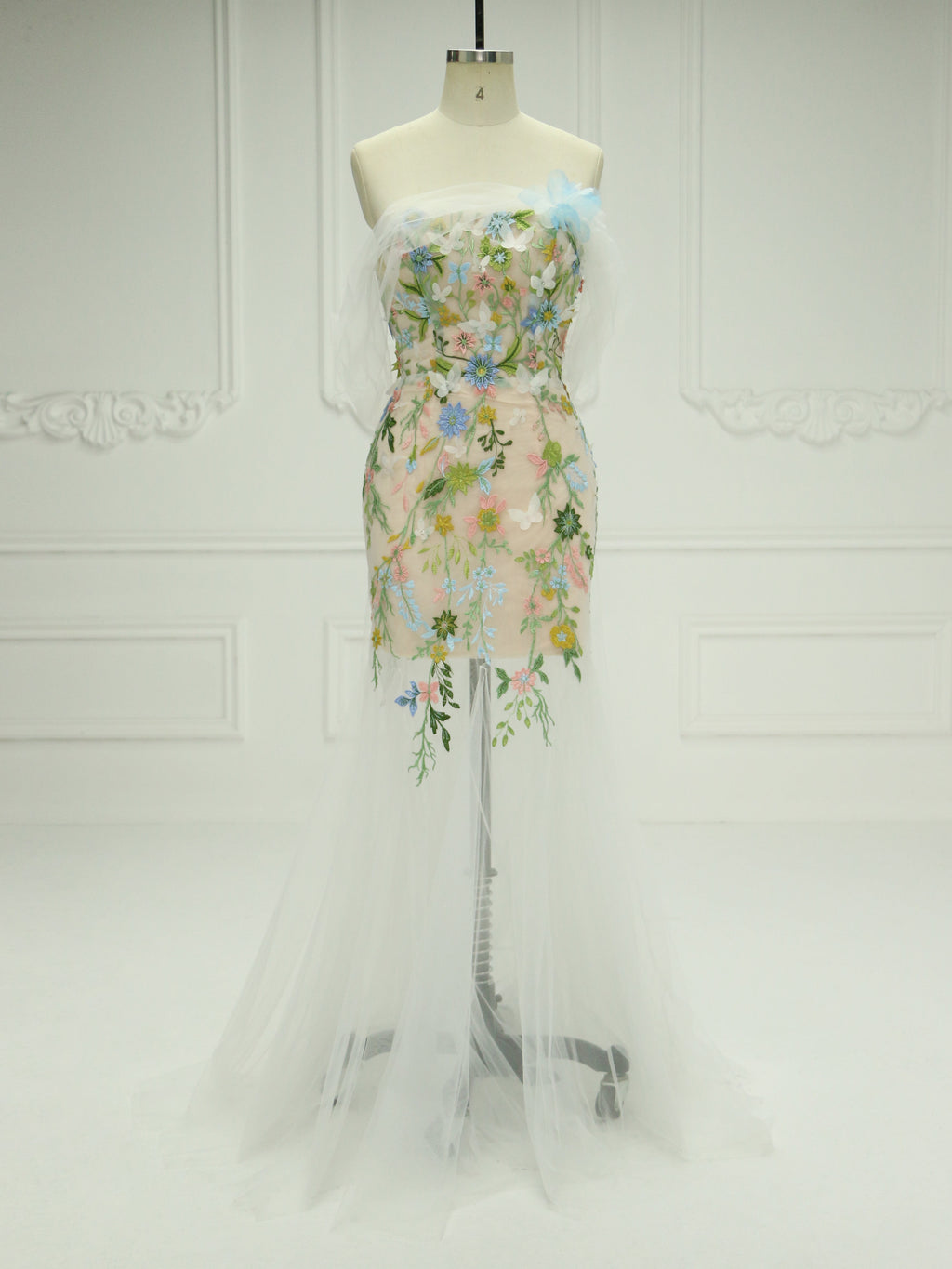 Trumpet/Mermaid Strapless Tulle Midi Floral Prom Dresses with Embroidery Lace YE2518