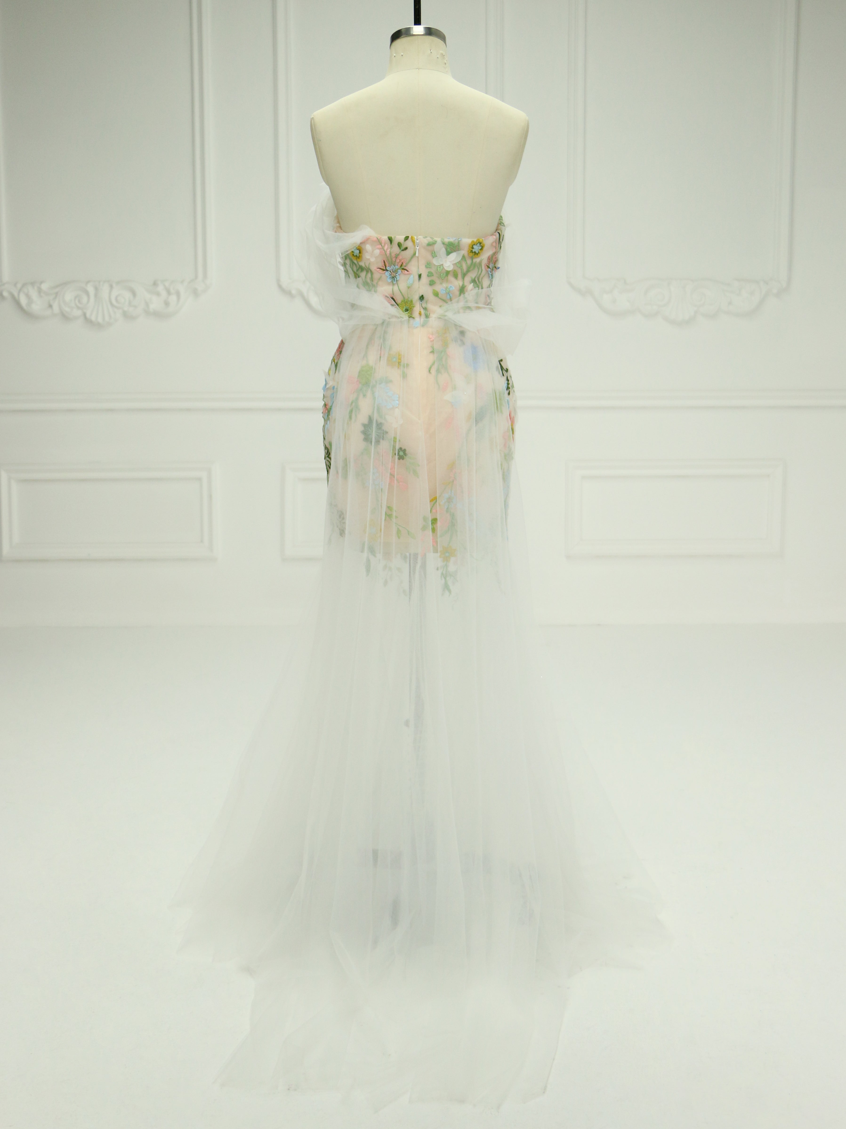 Trumpet/Mermaid Strapless Tulle Midi Floral Prom Dresses with Embroidery Lace YE2518