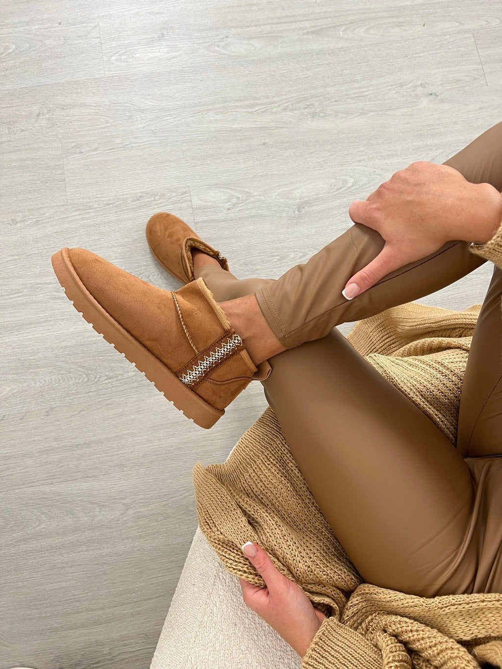 Camel Mini Suede boots with side embroidery