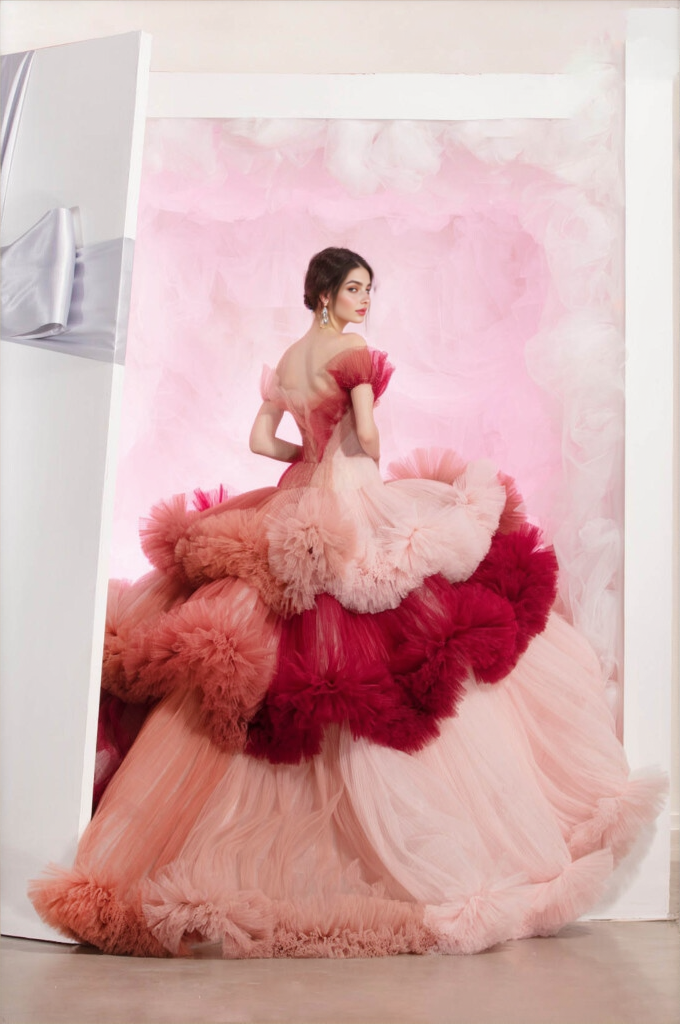 Colored Wedding Dress,Luxurious Dress, Tulle Dress,Big Fluffy Dress with A Train